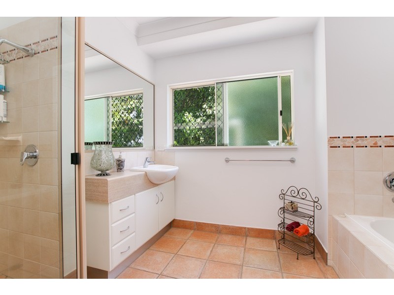 310 Toogood Road, Bayview Heights QLD 4868
