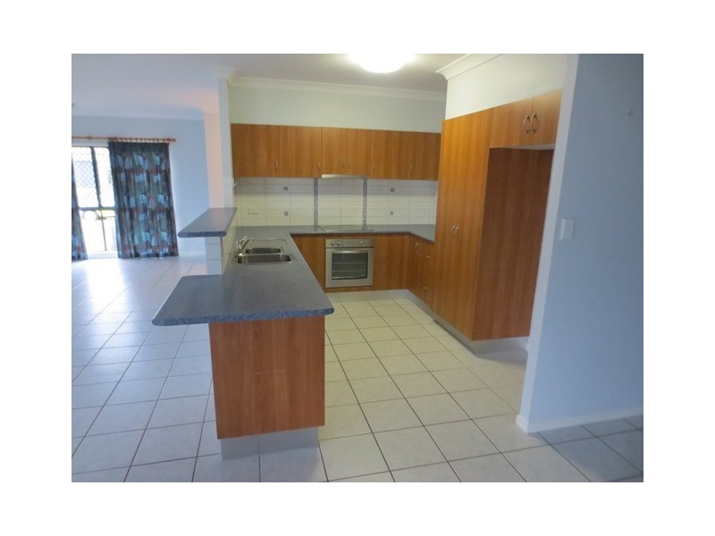 Bentley Park QLD 4869