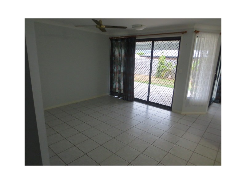 Bentley Park QLD 4869