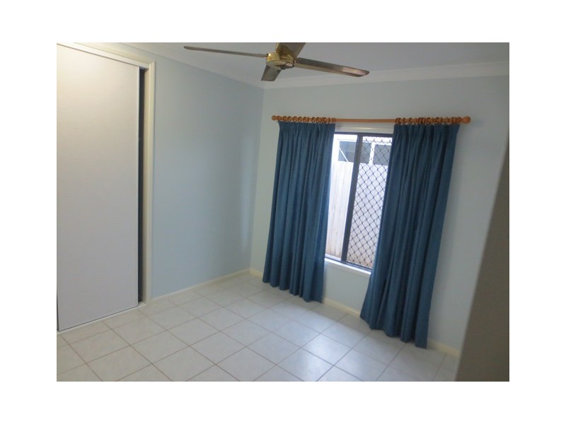 Bentley Park QLD 4869