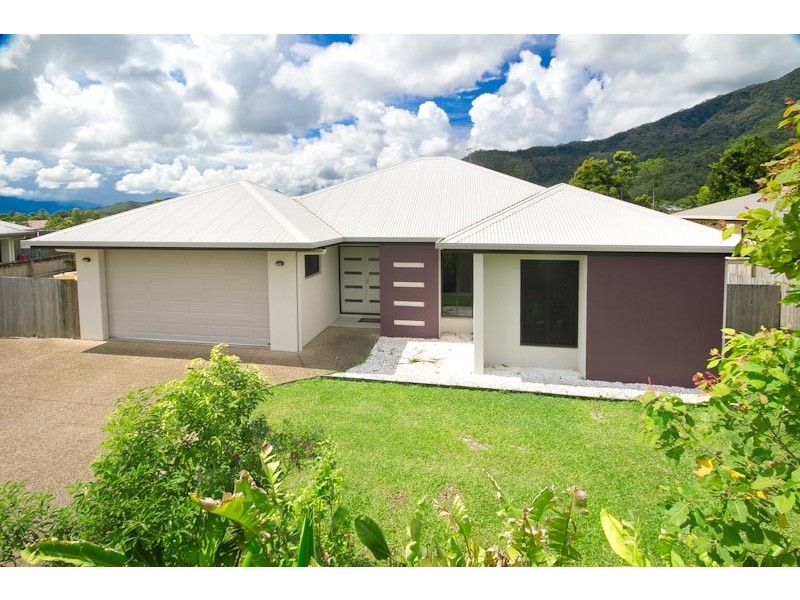 33 Fitzmaurice Drive, Bentley Park QLD 4869