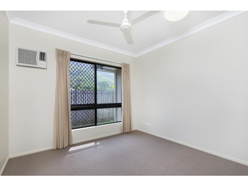 14 Kerlin Close, Redlynch QLD 4870