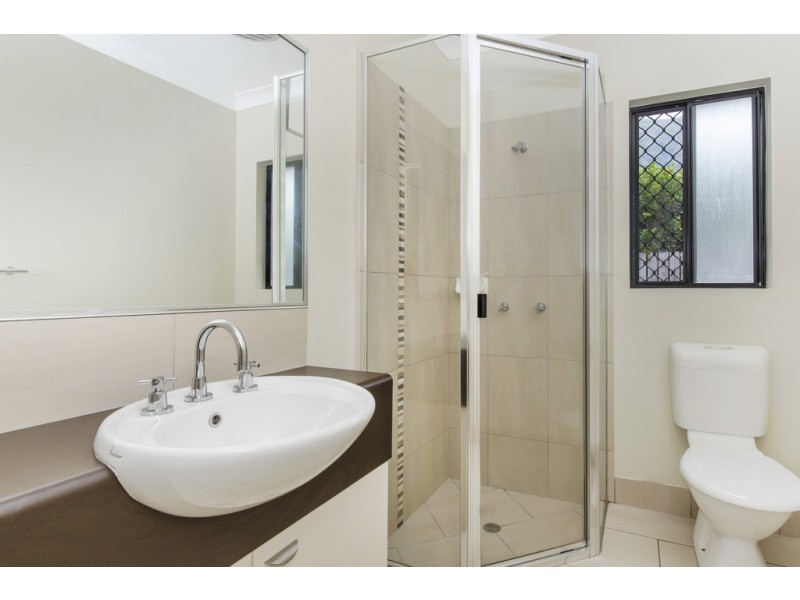 14 Kerlin Close, Redlynch QLD 4870