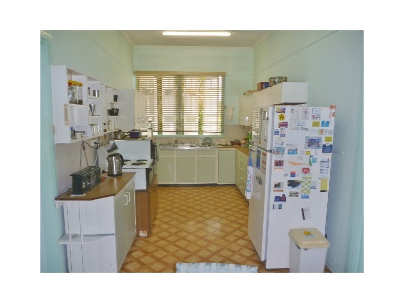 41 Birch Street, Manunda QLD 4870