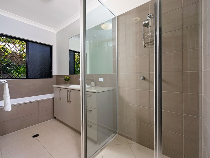 55 Ainscow Drive, Bentley Park QLD 4869