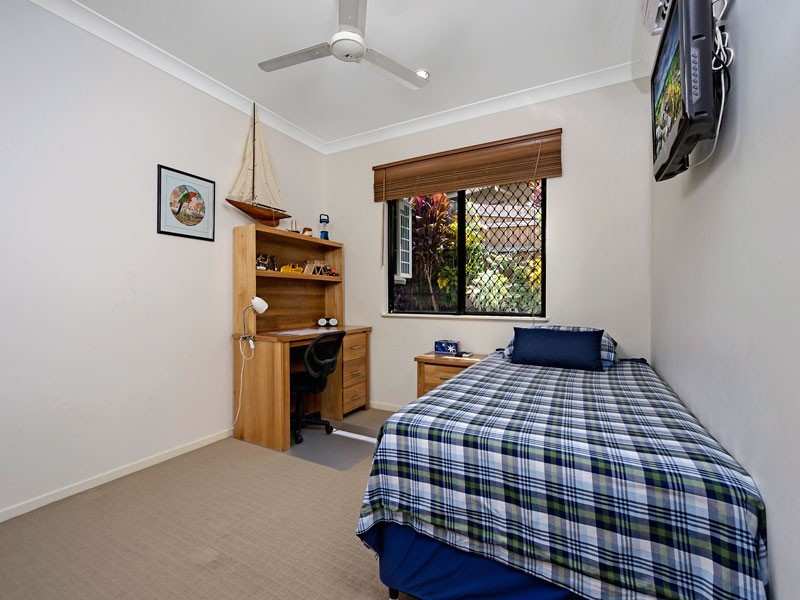 55 Ainscow Drive, Bentley Park QLD 4869