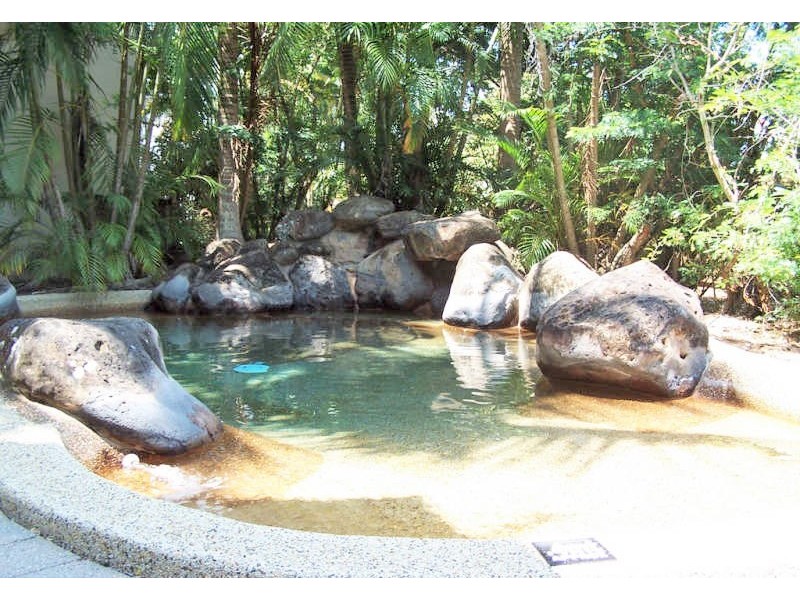 Manunda QLD 4870