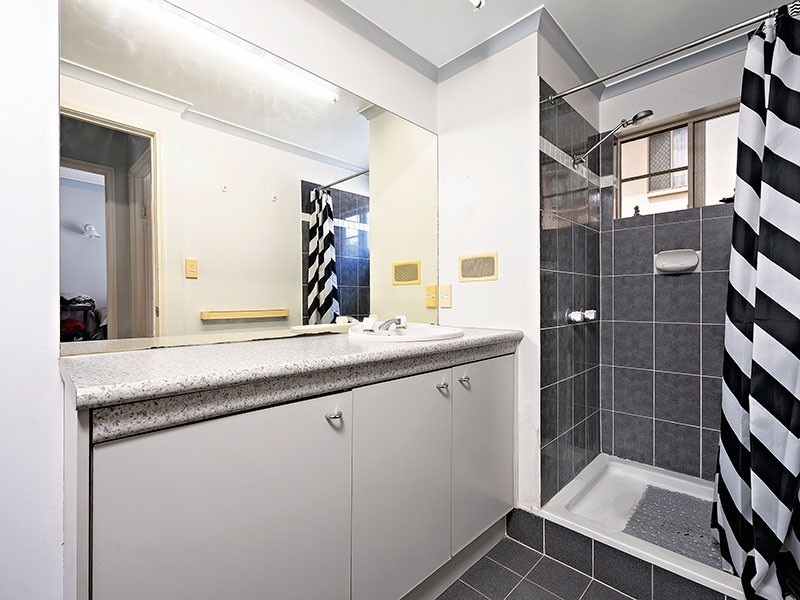 Unit 13/2 Chester Court, Manunda QLD 4870