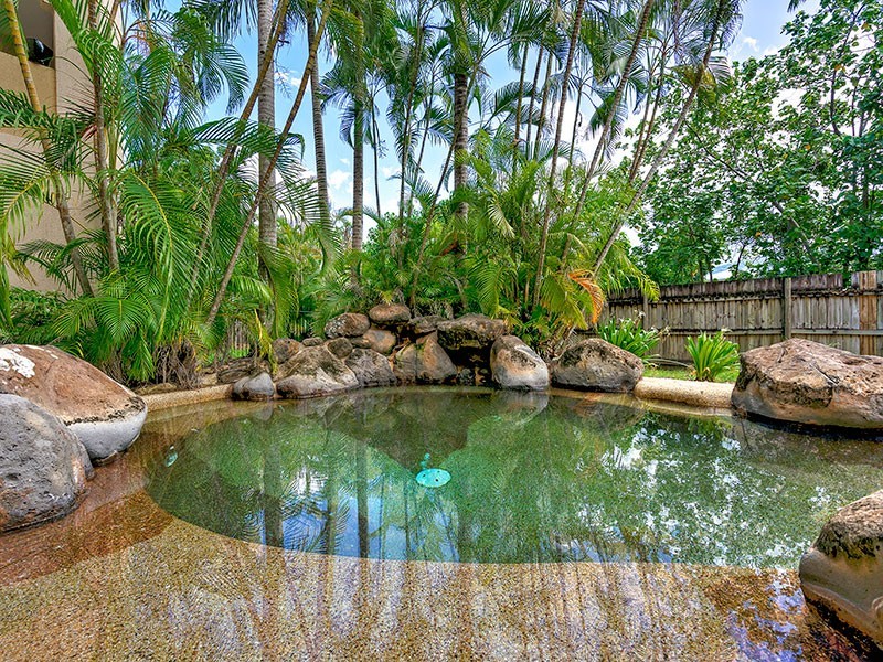 Unit 13/2 Chester Court, Manunda QLD 4870