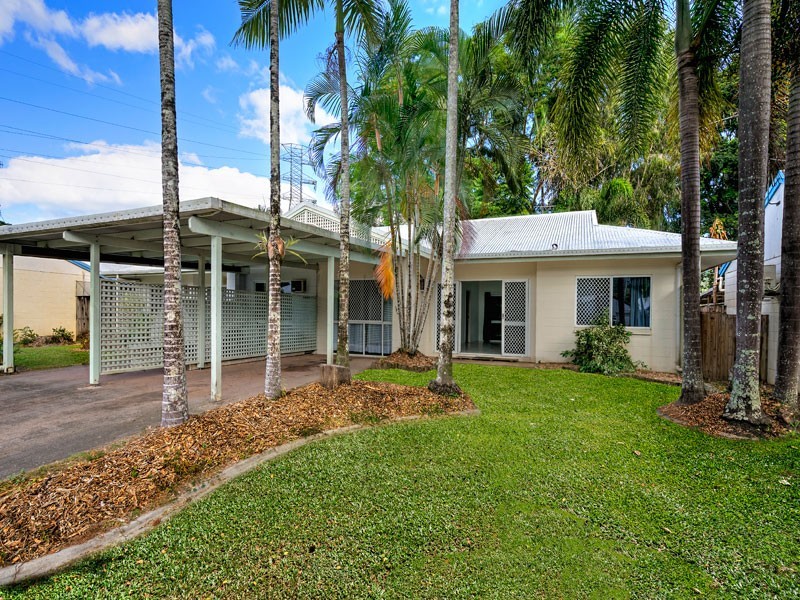 Unit 10/31 Lake Placid Road, Caravonica QLD 4878