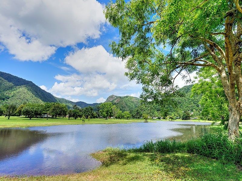 Unit 10/31 Lake Placid Road, Caravonica QLD 4878