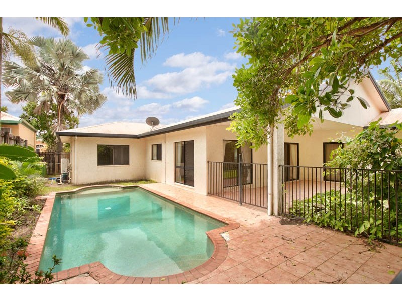 11 Bromley Close, Mount Sheridan QLD 4868