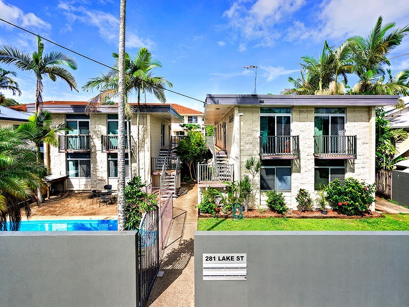 4/281 Lake Street, Cairns North QLD 4870