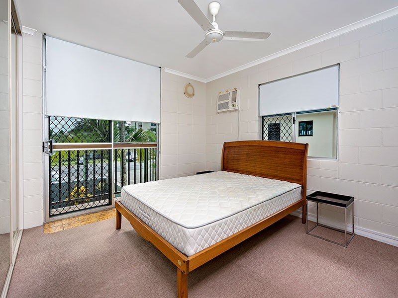 4/281 Lake Street, Cairns North QLD 4870