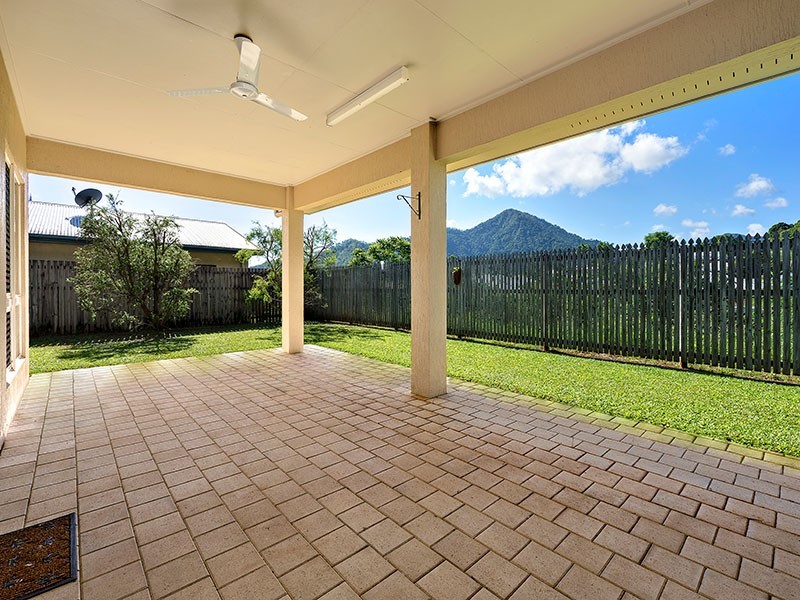 89 Michaelangelo Drive, Redlynch QLD 4870