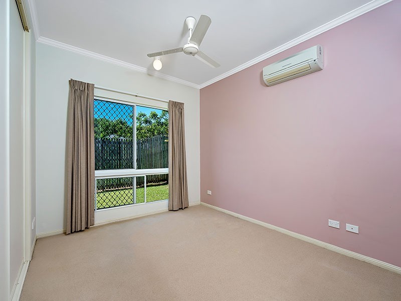 89 Michaelangelo Drive, Redlynch QLD 4870