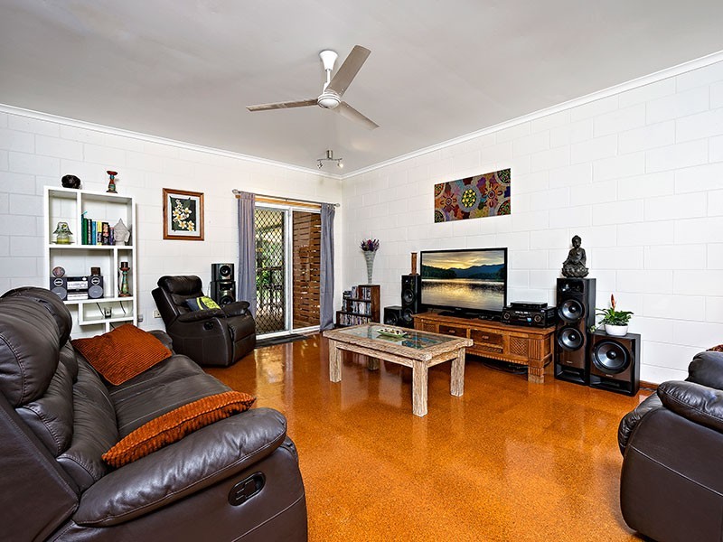 6 Giauca Street, Redlynch QLD 4870