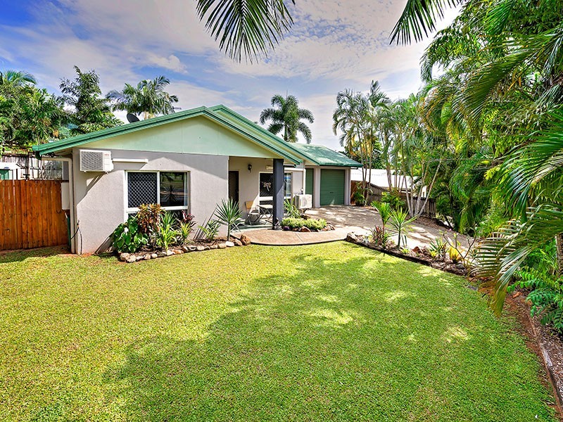 6 Giauca Street, Redlynch QLD 4870