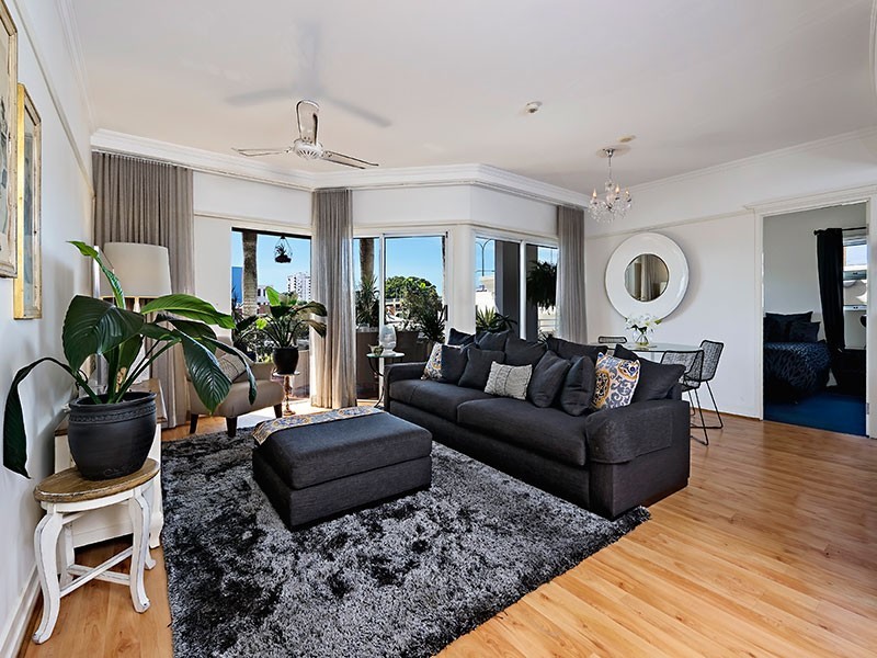 2/73 Spence Street, Cairns City QLD 4870