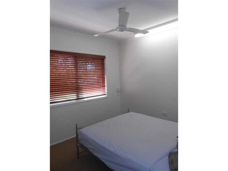 Mooroobool QLD 4870