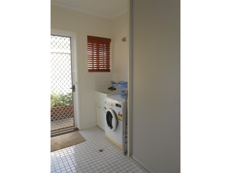 Mooroobool QLD 4870