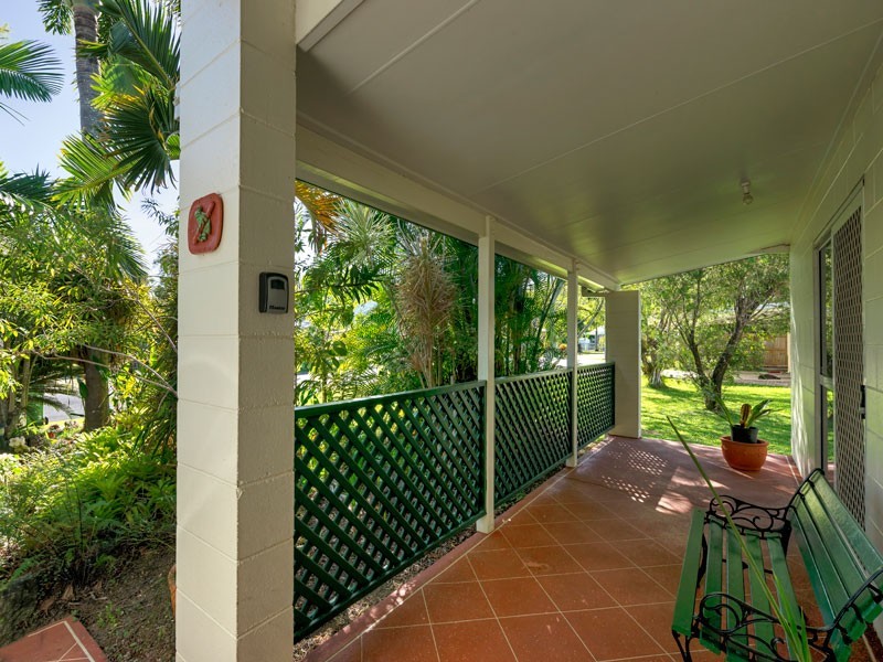 9 Gallo Close, Brinsmead QLD 4870