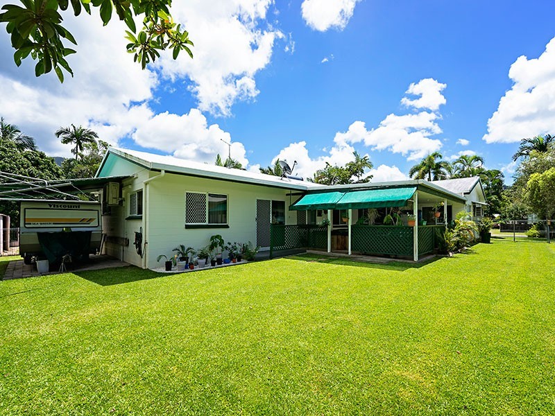 9 Gallo Close, Brinsmead QLD 4870
