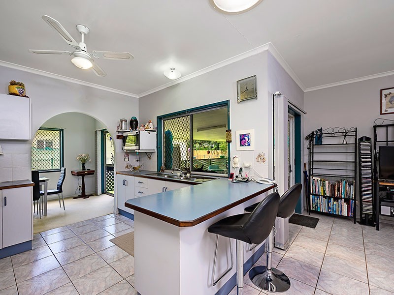 9 Gallo Close, Brinsmead QLD 4870