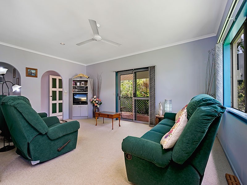 9 Gallo Close, Brinsmead QLD 4870