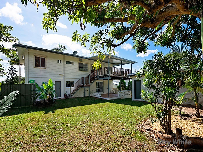 15 Scenic Street, Bayview Heights QLD 4868
