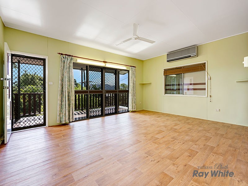 15 Scenic Street, Bayview Heights QLD 4868