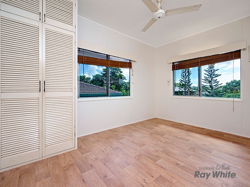 15 Scenic Street, Bayview Heights QLD 4868