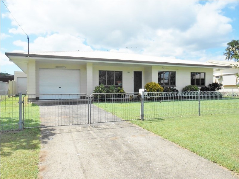 Westcourt QLD 4870