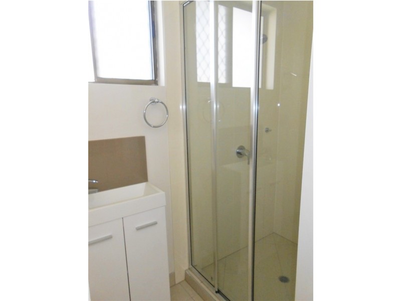 Westcourt QLD 4870