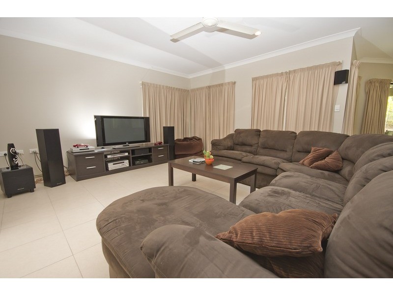 Bentley Park QLD 4869