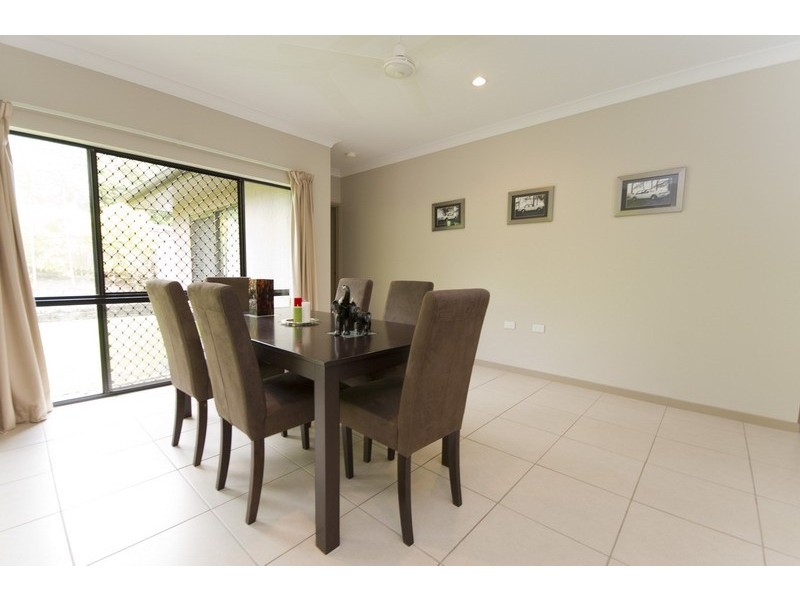Bentley Park QLD 4869