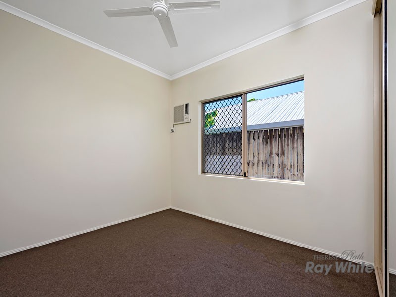 3 Tradewinds Close, Redlynch QLD 4870