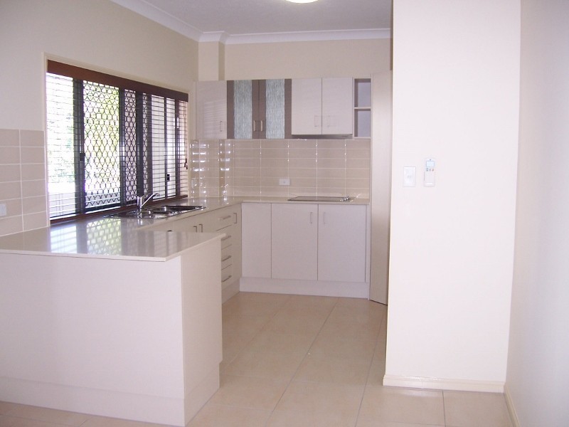 Manoora QLD 4870