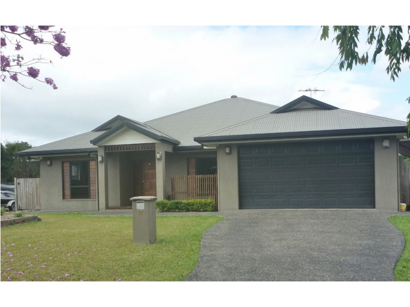 12 Picnic Street, White Rock QLD 4868