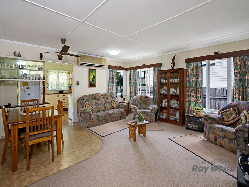 260 Brown Street, Westcourt QLD 4870