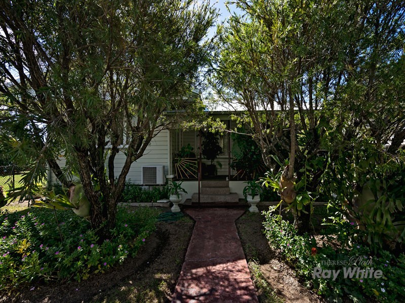 260 Brown Street, Westcourt QLD 4870