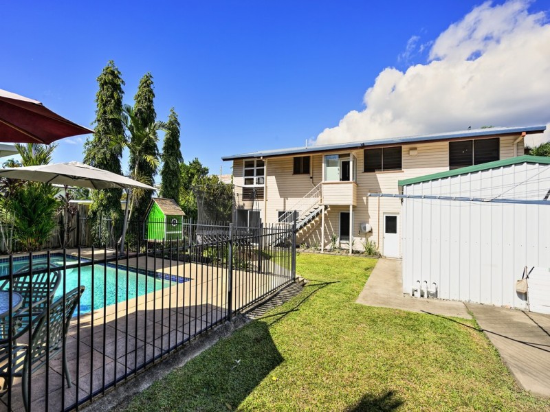 210 Greenslopes Street, Edge Hill QLD 4870