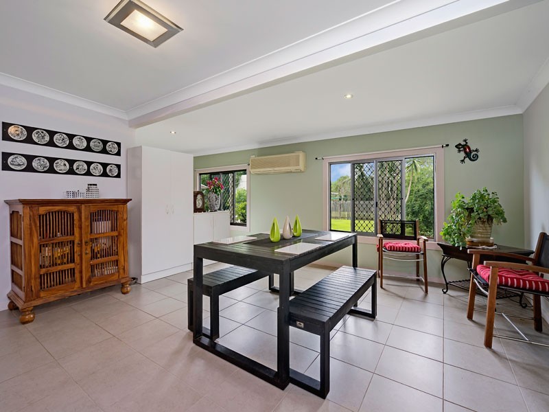 30 Hollywood Boulevard, White Rock QLD 4868