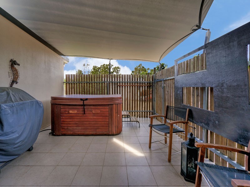 30 Hollywood Boulevard, White Rock QLD 4868