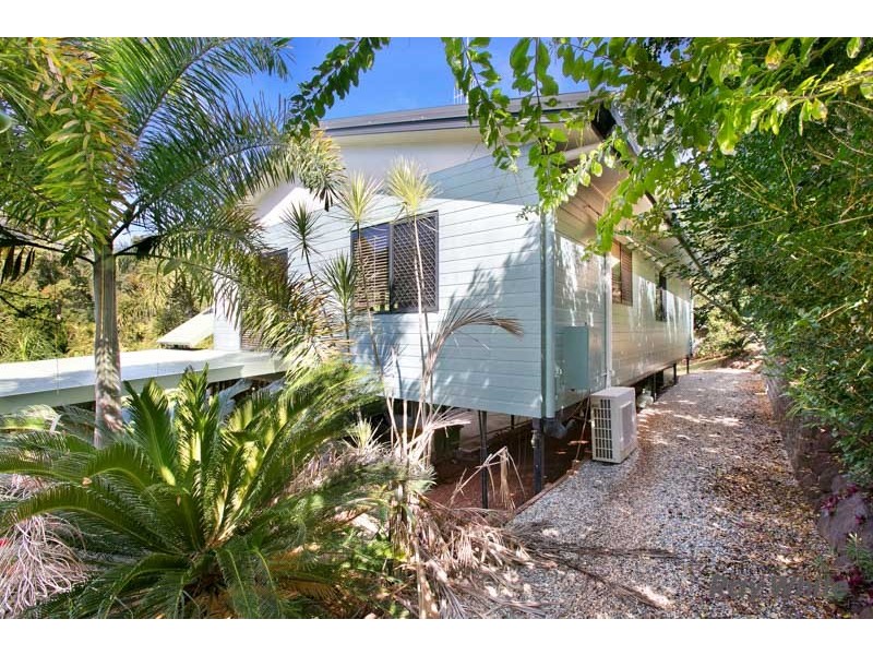 73-75 Golden Street, Goldsborough QLD 4865
