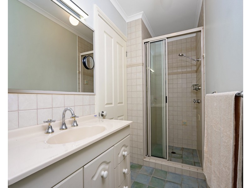 250 Toogood Road, Bayview Heights QLD 4868