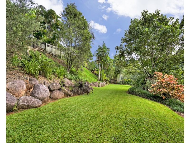 250 Toogood Road, Bayview Heights QLD 4868