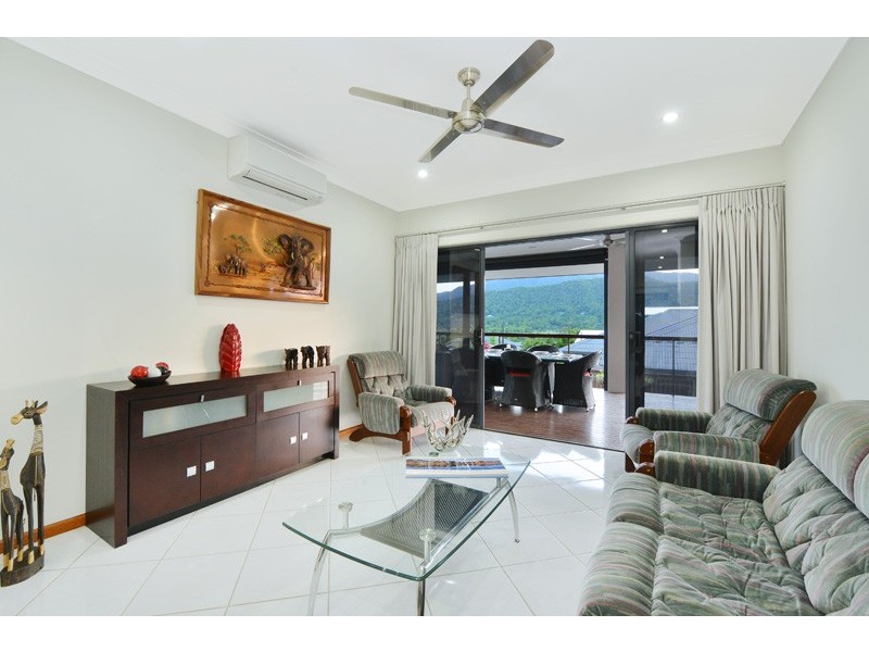 30 Catamaran Circuit, Trinity Beach QLD 4879
