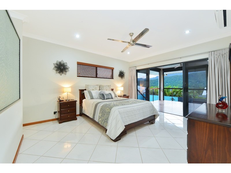 30 Catamaran Circuit, Trinity Beach QLD 4879