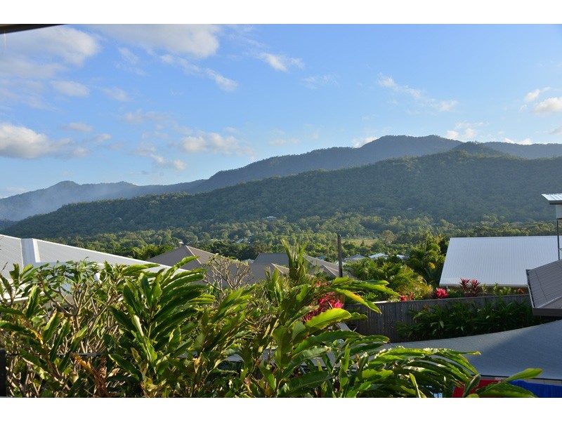 30 Catamaran Circuit, Trinity Beach QLD 4879